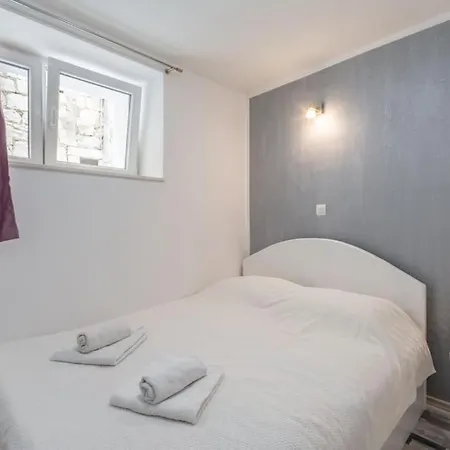 3m - One Bedroom 스플리트