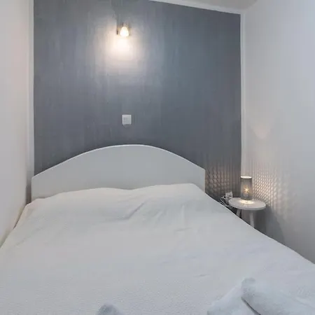 3m - One Bedroom Apartmán Split